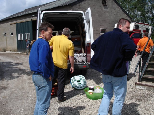 2006HWK 183.jpg